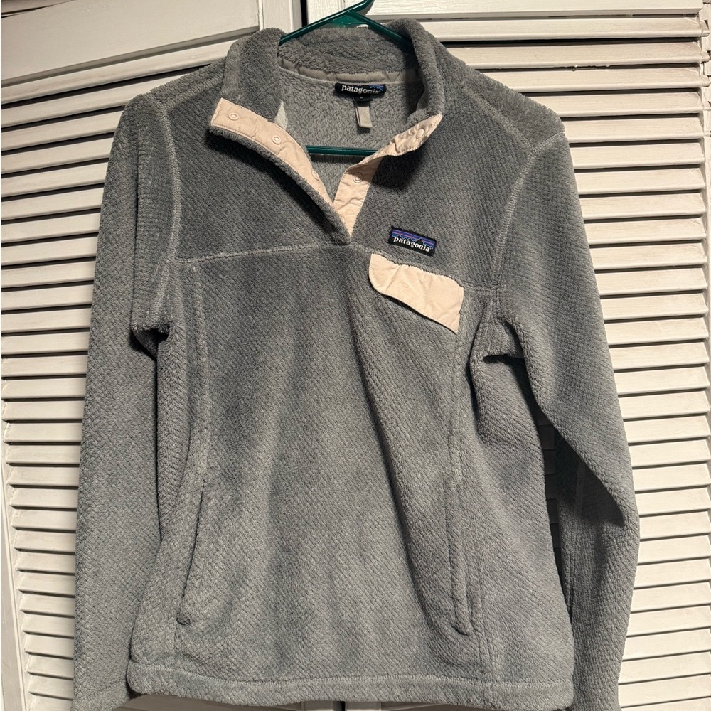 Patagonia Soft Gray Fleece Jacket